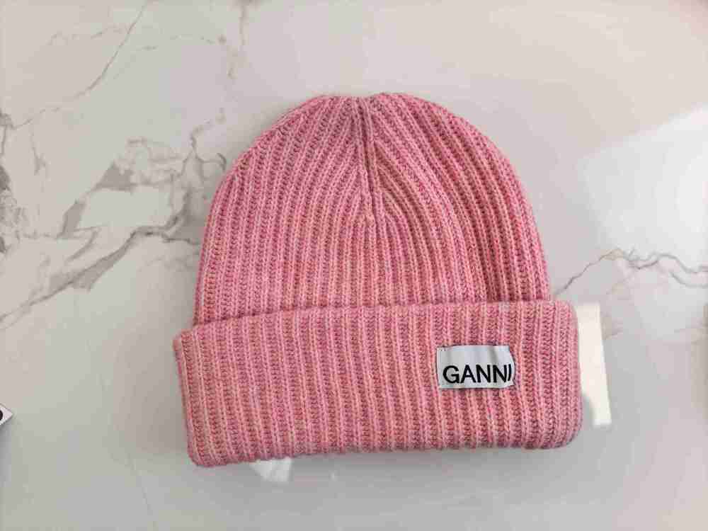 GANNI Marled Pink Ribbed Cuff Beanie Signature Woven Logo Tag Knit Hat